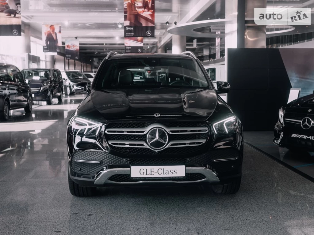 Mercedes-Benz GLE-Class Base