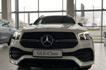 Mercedes-Benz GLE-Class Base