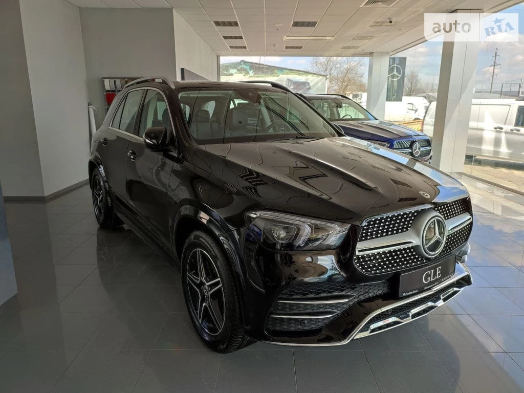 Mercedes-Benz GLE-Class Base