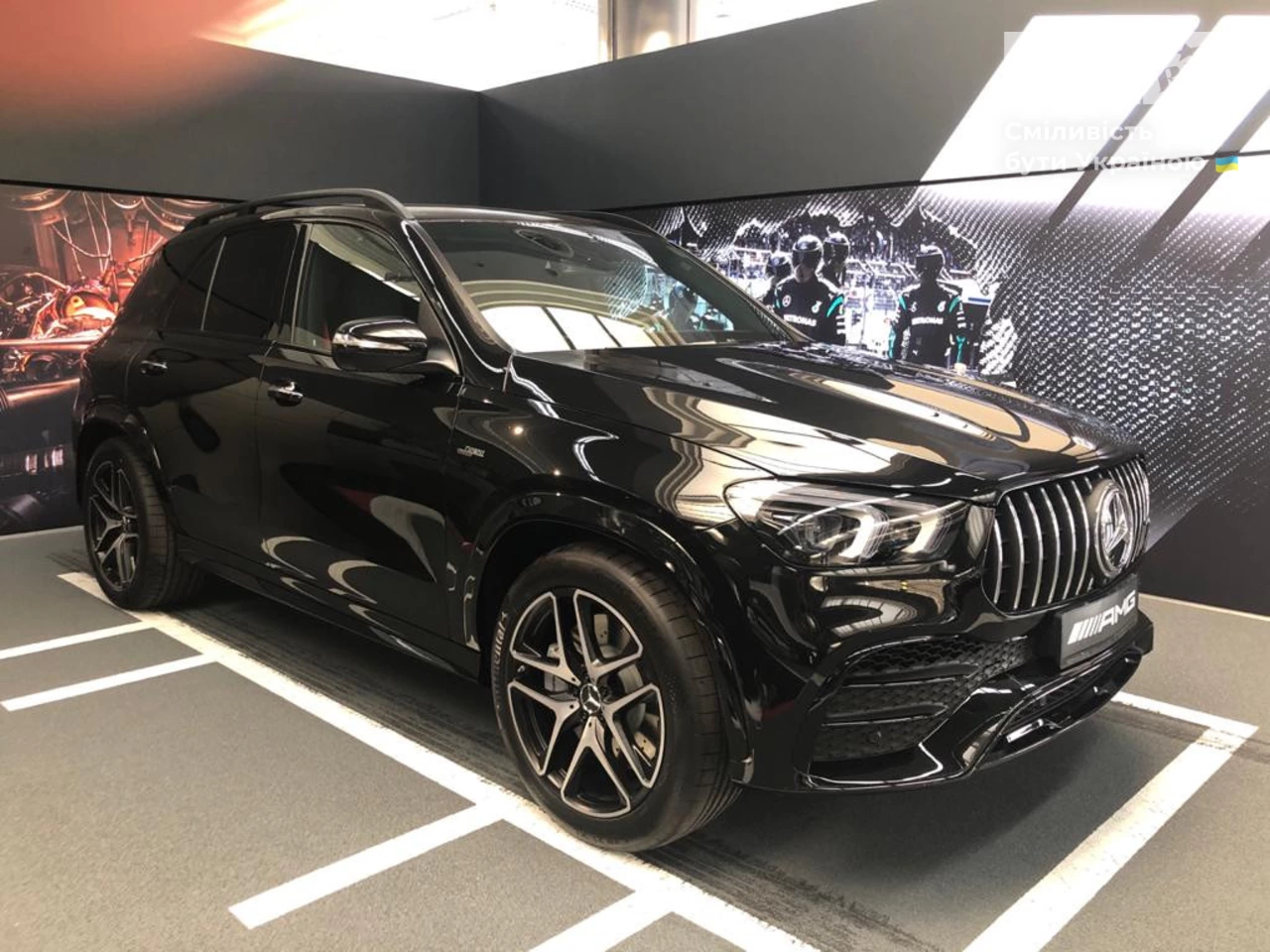 Mercedes-Benz GLE-Class Base