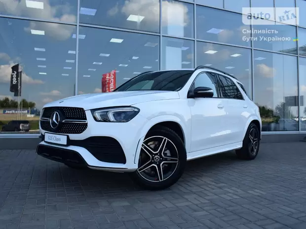 Mercedes-Benz GLE-Class Base