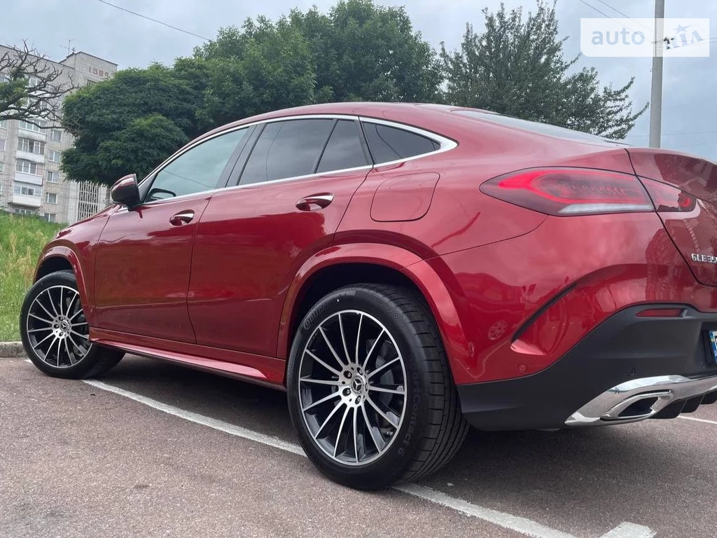 Mercedes-Benz GLE-Class Base