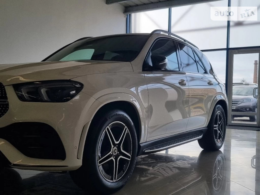 Mercedes-Benz GLE-Class Base