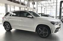 Mercedes-Benz GLE-Class Base