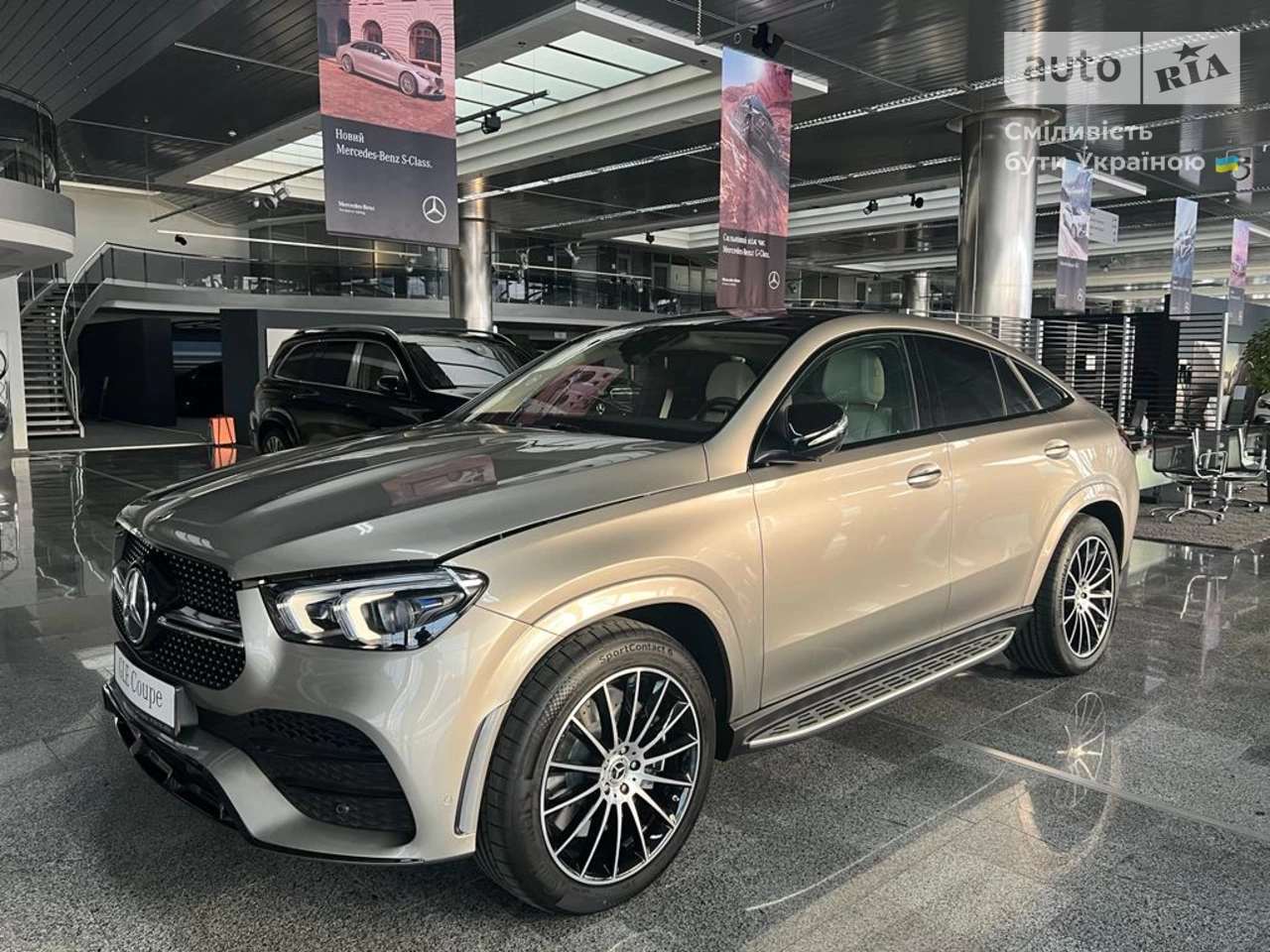 Mercedes-Benz GLE-Class Base