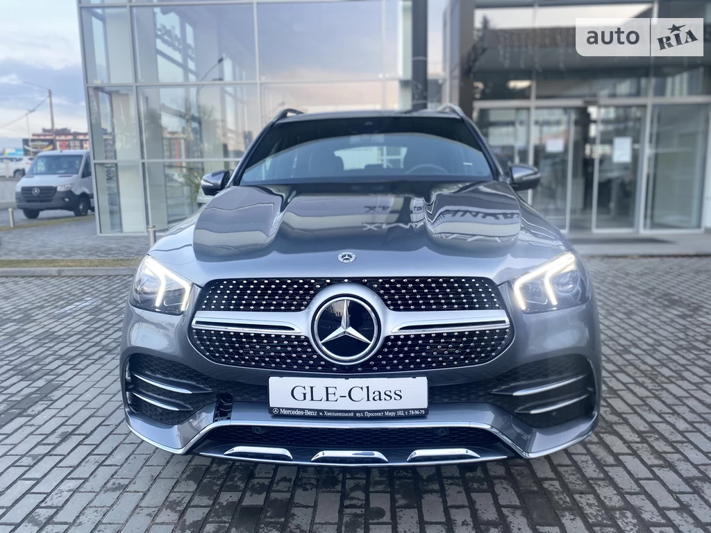 Mercedes-Benz GLE-Class Base