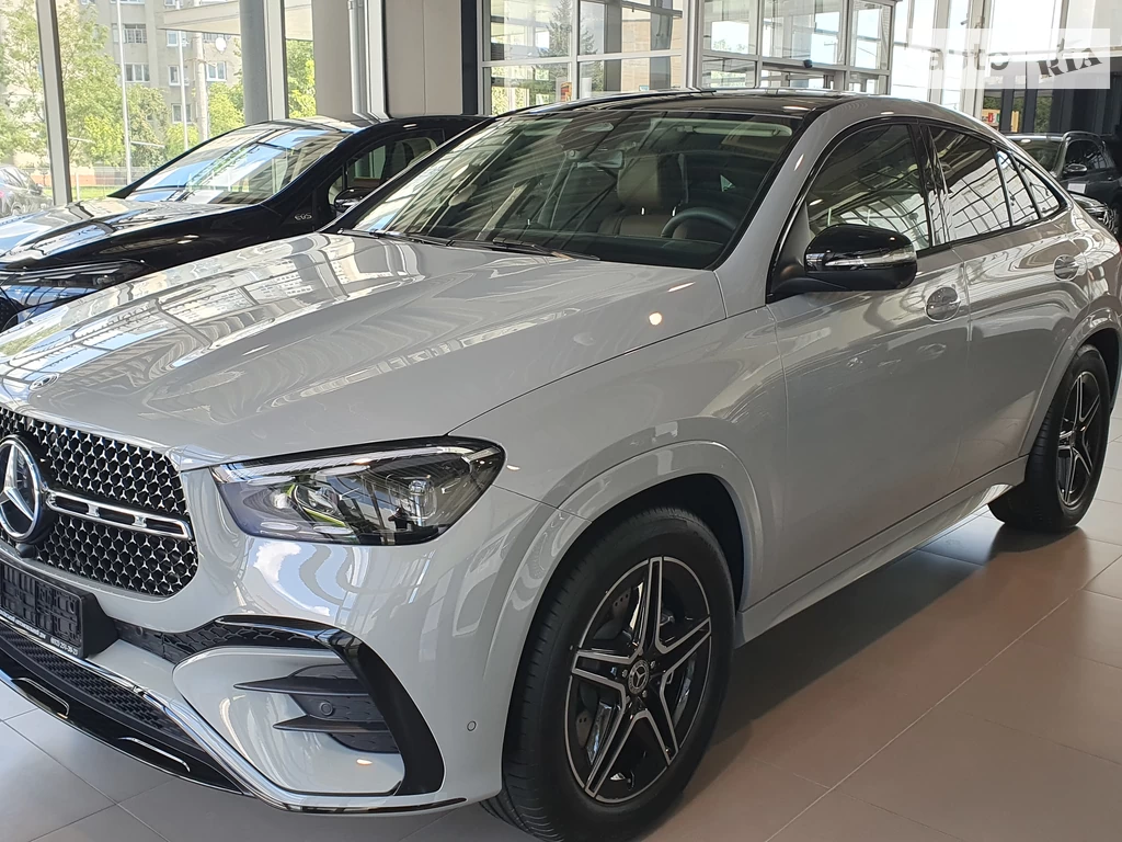 Mercedes-Benz GLE-Class Base