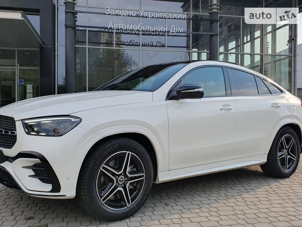 Mercedes-Benz GLE-Class Base