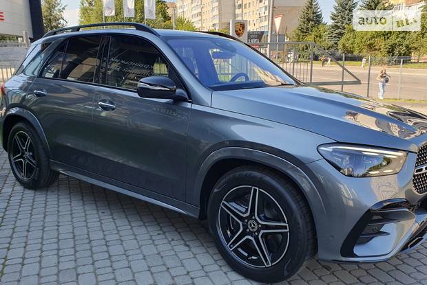 Mercedes-Benz GLE-Class Base