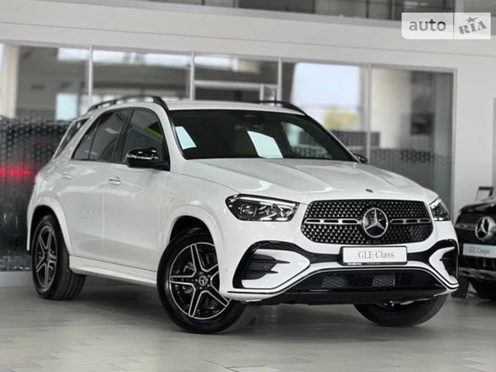 Mercedes-Benz GLE-Class Base