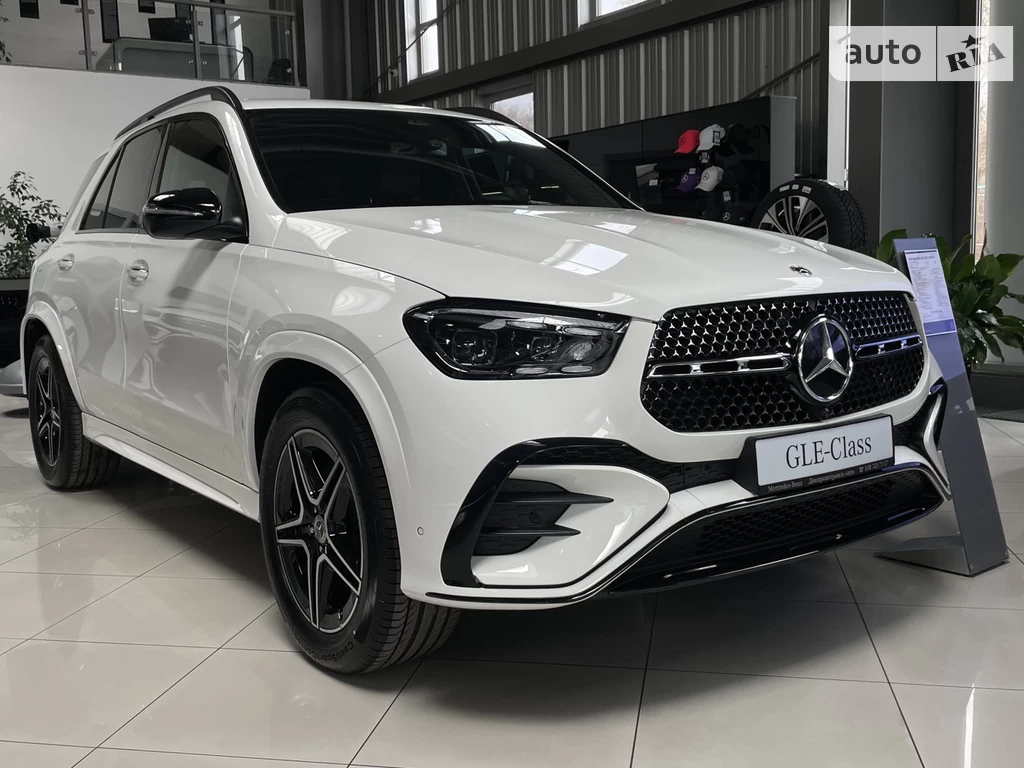 Mercedes-Benz GLE-Class Base