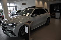 Mercedes-Benz GLE-Class Base