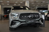 Mercedes-Benz GLE-Class Base