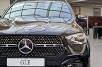 Mercedes-Benz GLE-Class Base