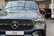 Mercedes-Benz GLE-Class Base