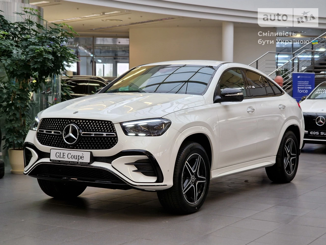 Mercedes-Benz GLE-Class Base