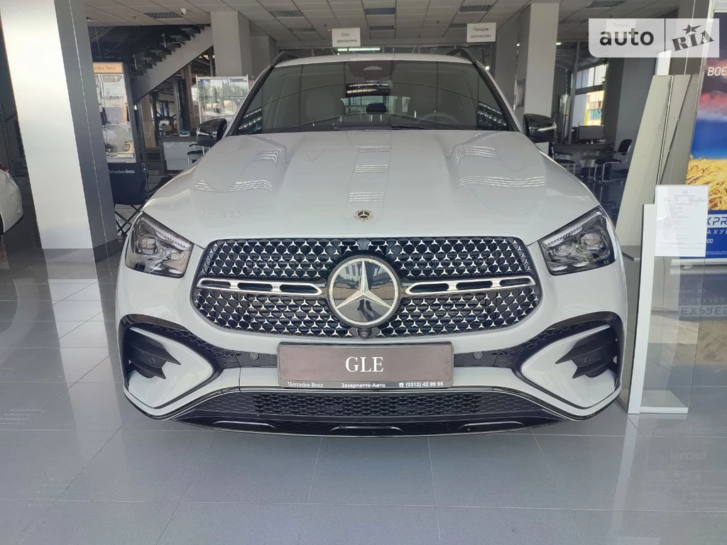 Mercedes-Benz GLE-Class Base