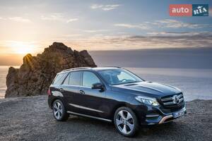 Mercedes GLE-Class 2017 року