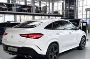 Mercedes-Benz GLE-Class Base