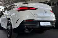 Mercedes-Benz GLE-Class Base
