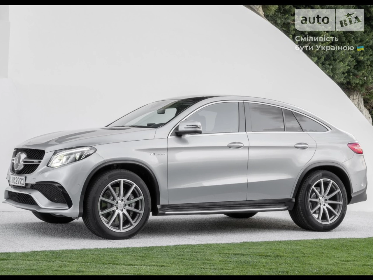 Mercedes-Benz GLE-Class Base