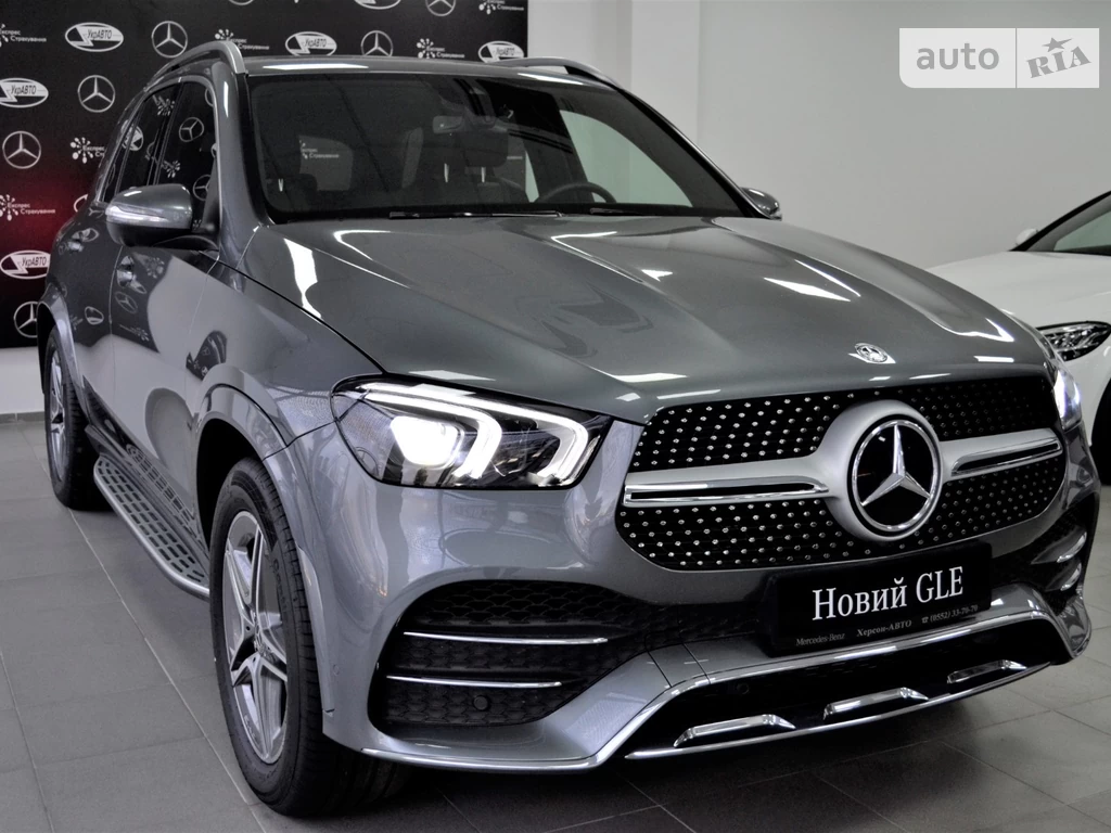 Mercedes-Benz GLE-Class Base