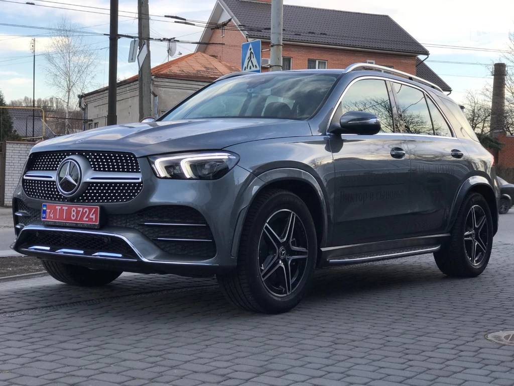 Mercedes-Benz GLE-Class Base