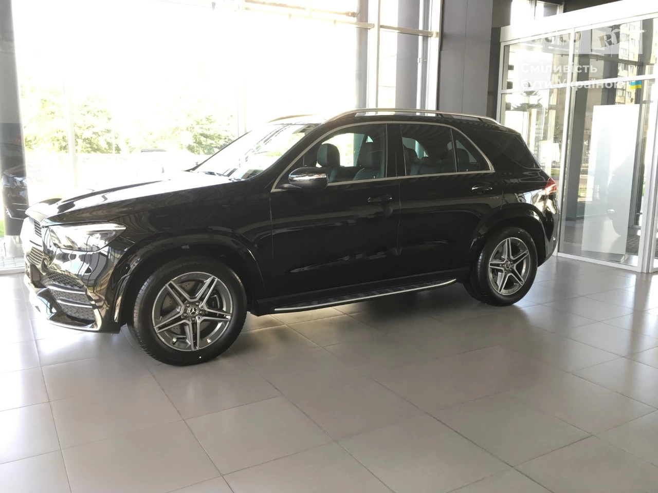 Mercedes-Benz GLE-Class Base