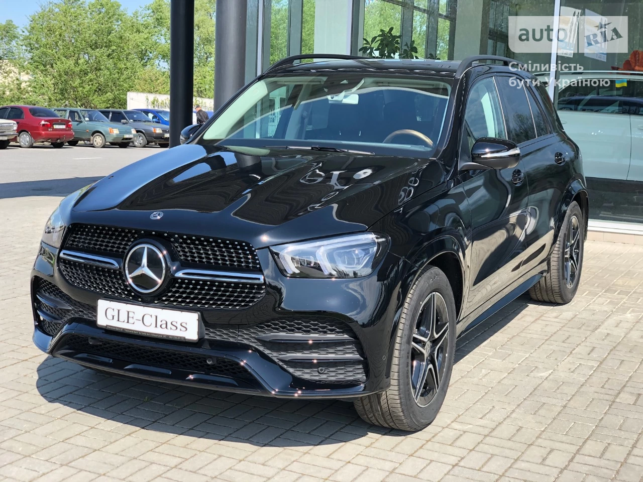 Mercedes-Benz GLE-Class Base