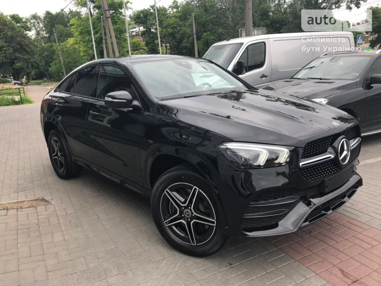 Mercedes-Benz GLE-Class Base