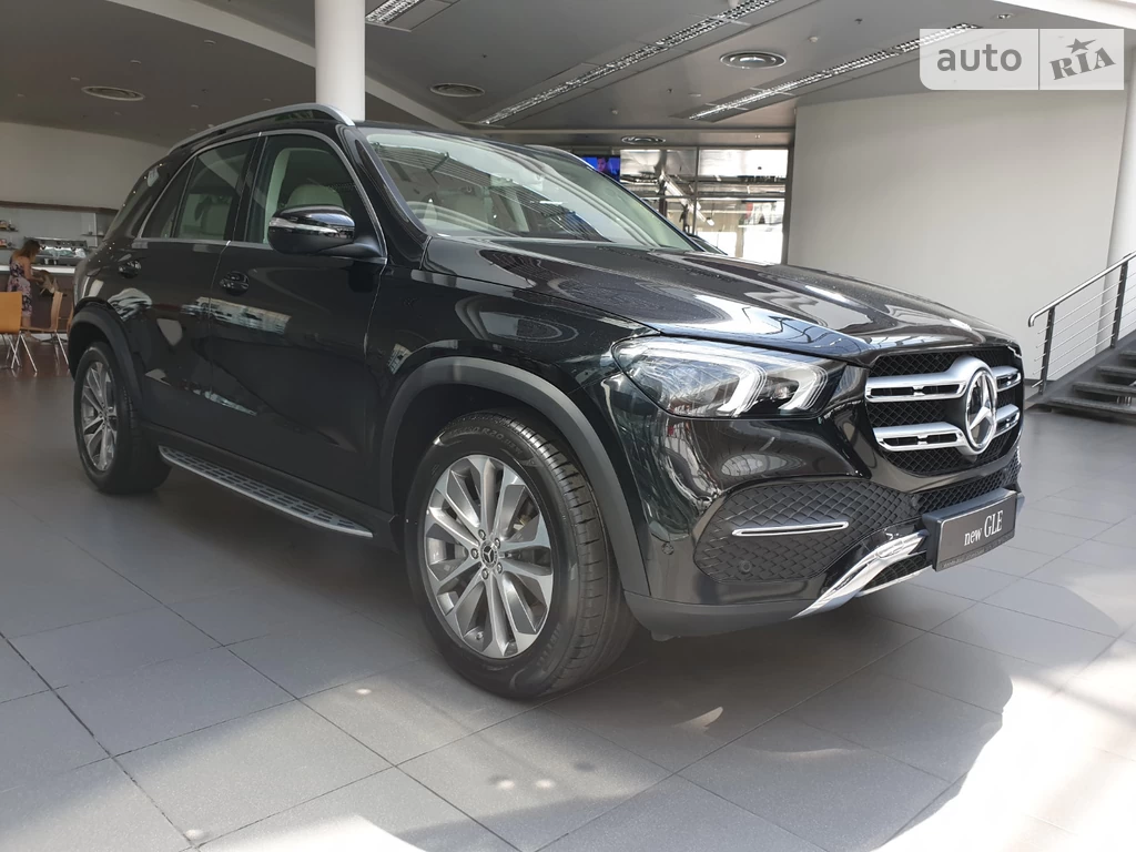 Mercedes-Benz GLE-Class Base