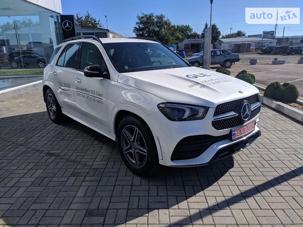 Mercedes-Benz GLE-Class Base