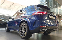 Mercedes-Benz GLE-Class Base