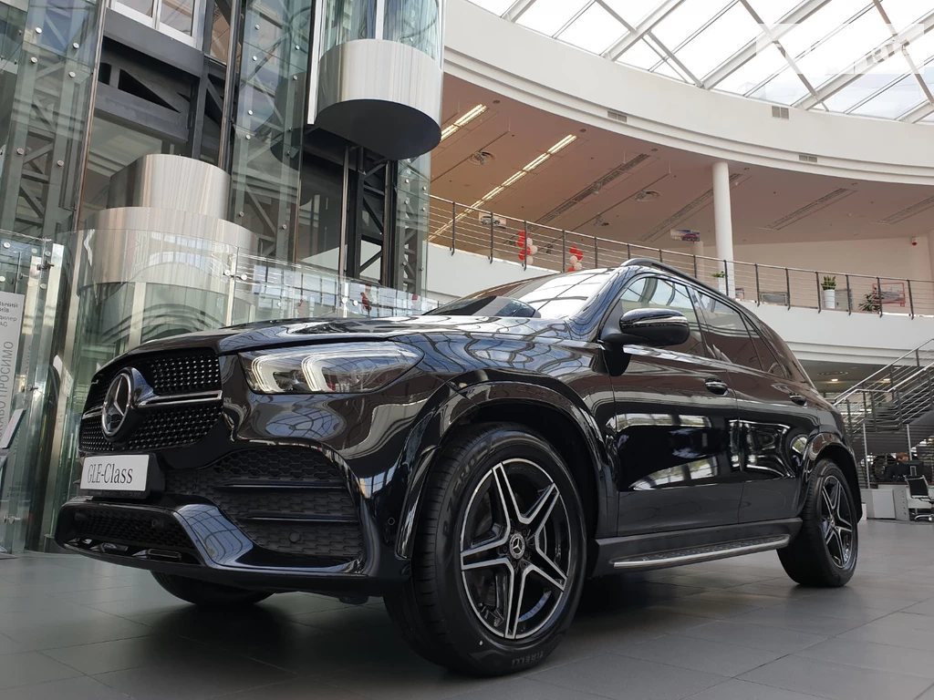 Mercedes-Benz GLE-Class Base