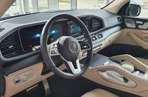 Mercedes-Benz GLS-Class Base