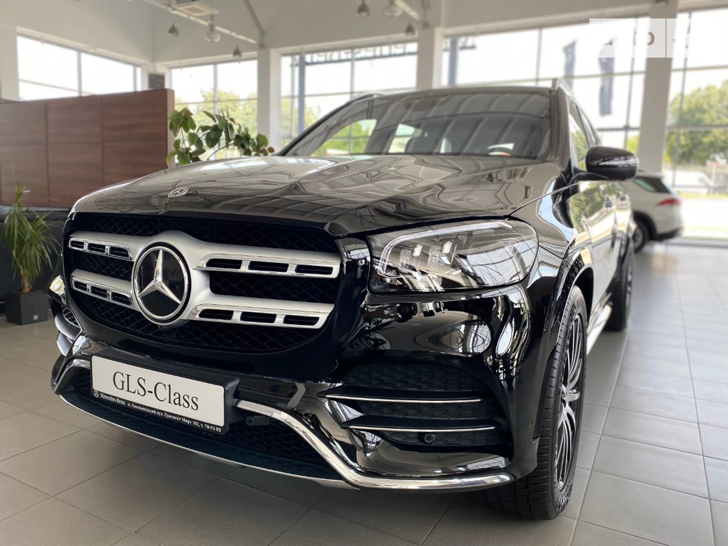 Mercedes-Benz GLS-Class Base