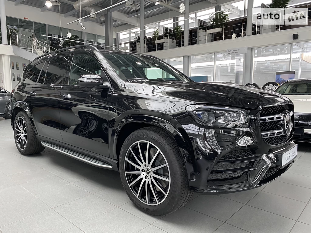 Mercedes-Benz GLS-Class Base