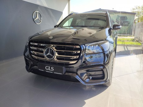 Mercedes-Benz GLS-Class 2023