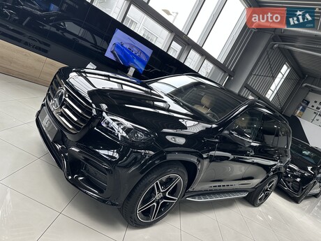 Mercedes-Benz GLS-Class 2025