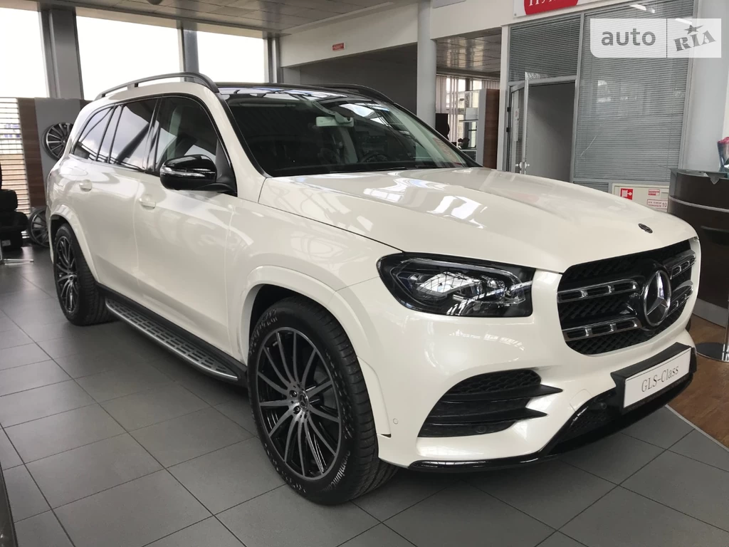 Mercedes-Benz GLS-Class Base