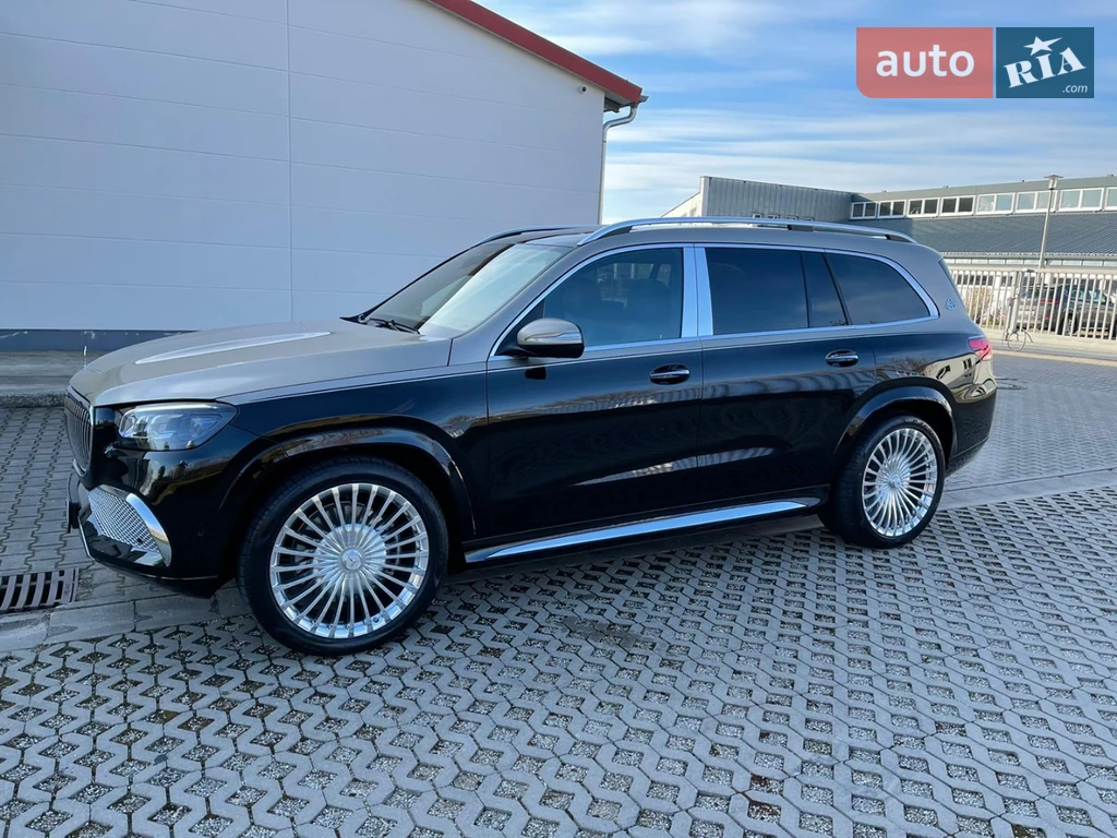 Mercedes-Benz Maybach Base