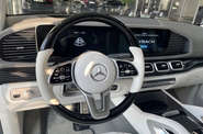 Mercedes-Benz Maybach Base