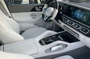 Mercedes-Benz Maybach Base