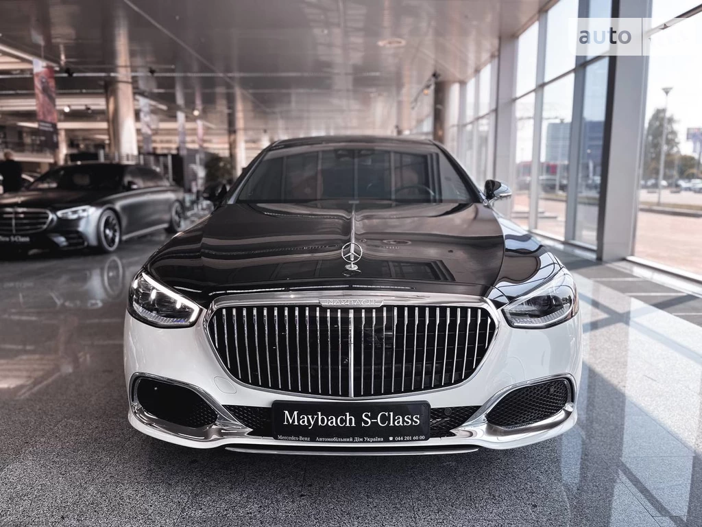 Mercedes-Benz Maybach Base