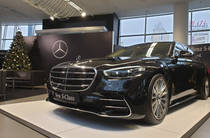 Mercedes-Benz S-Class Base