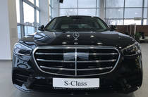 Mercedes-Benz S-Class Base