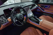 Mercedes-Benz S-Class Base