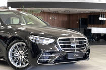 Mercedes-Benz S-Class Base