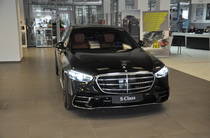 Mercedes-Benz S-Class Base