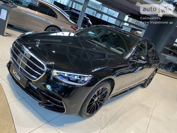 Mercedes-Benz S-Class 2025